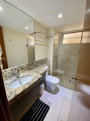 Apartment | Bathroom - Acorde com vista mar em Ponta Negra (Natal)