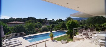 Villa Les Peyrouos Valbonne