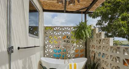 MOOD HAUS by DW - 70's Retro Stays