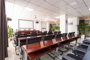Meeting facility - James Joyce Coffetel (Yan'an)