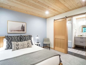 3 chambres, bureau, fer et planche à repasser, Wi-Fi gratuit