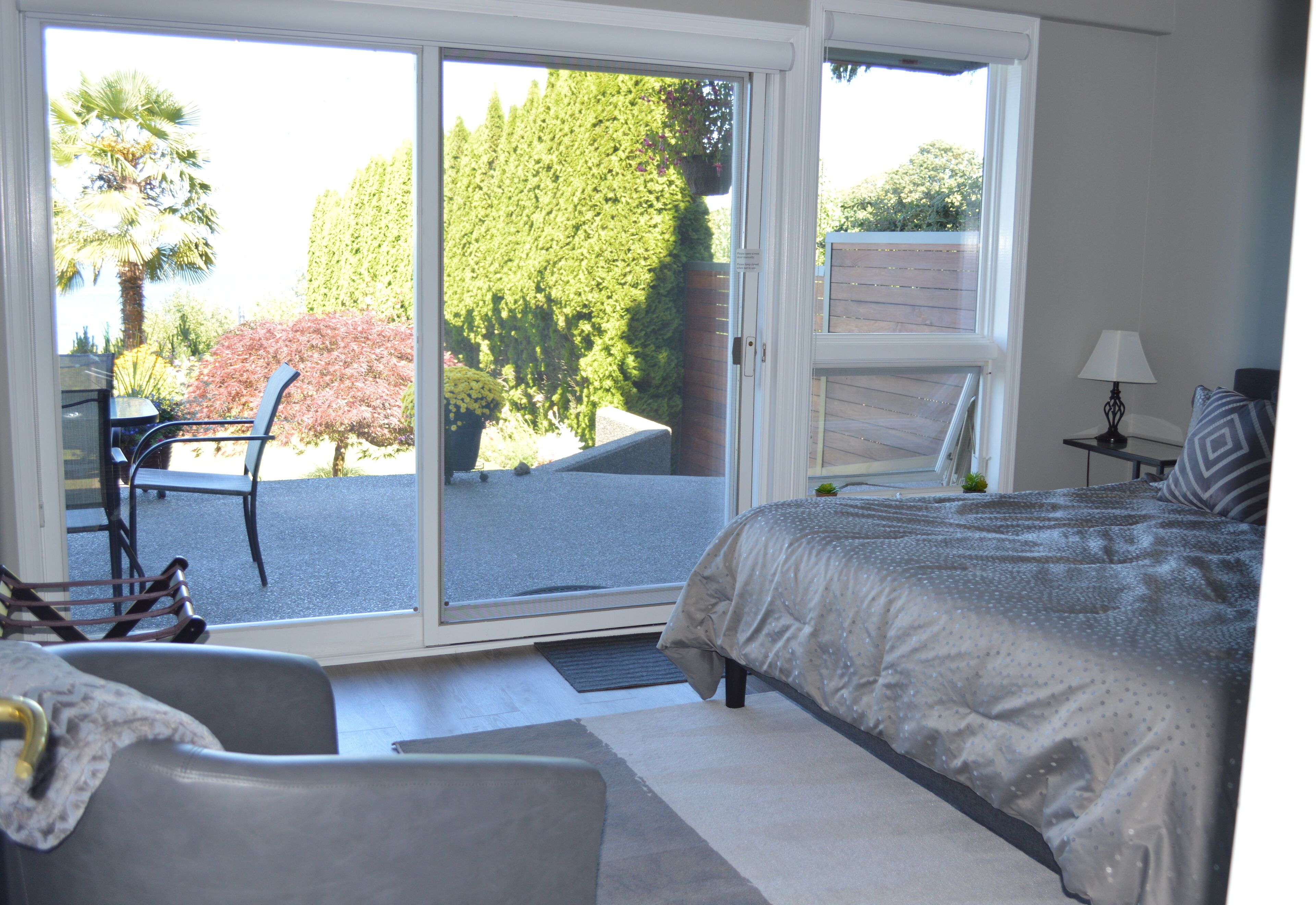 1 chambre, bureau, fer et planche à repasser, Wi-Fi