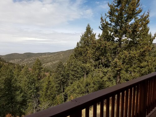 Deja View--Amazing Mountain Views!!!