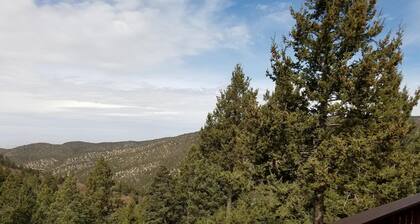 Deja View--Amazing Mountain Views!!!