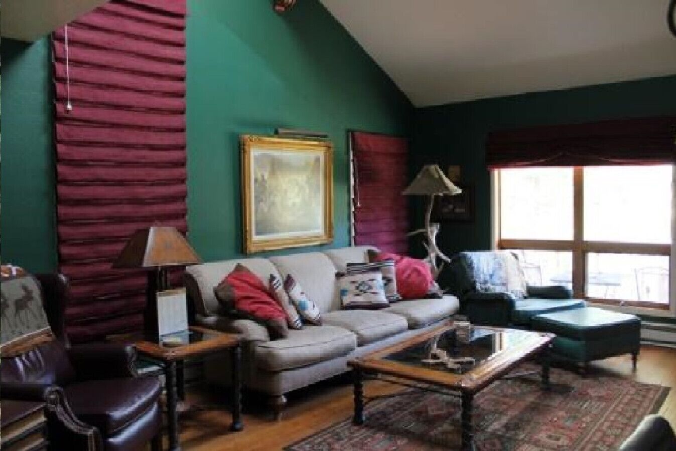 TV, fireplace, DVD player