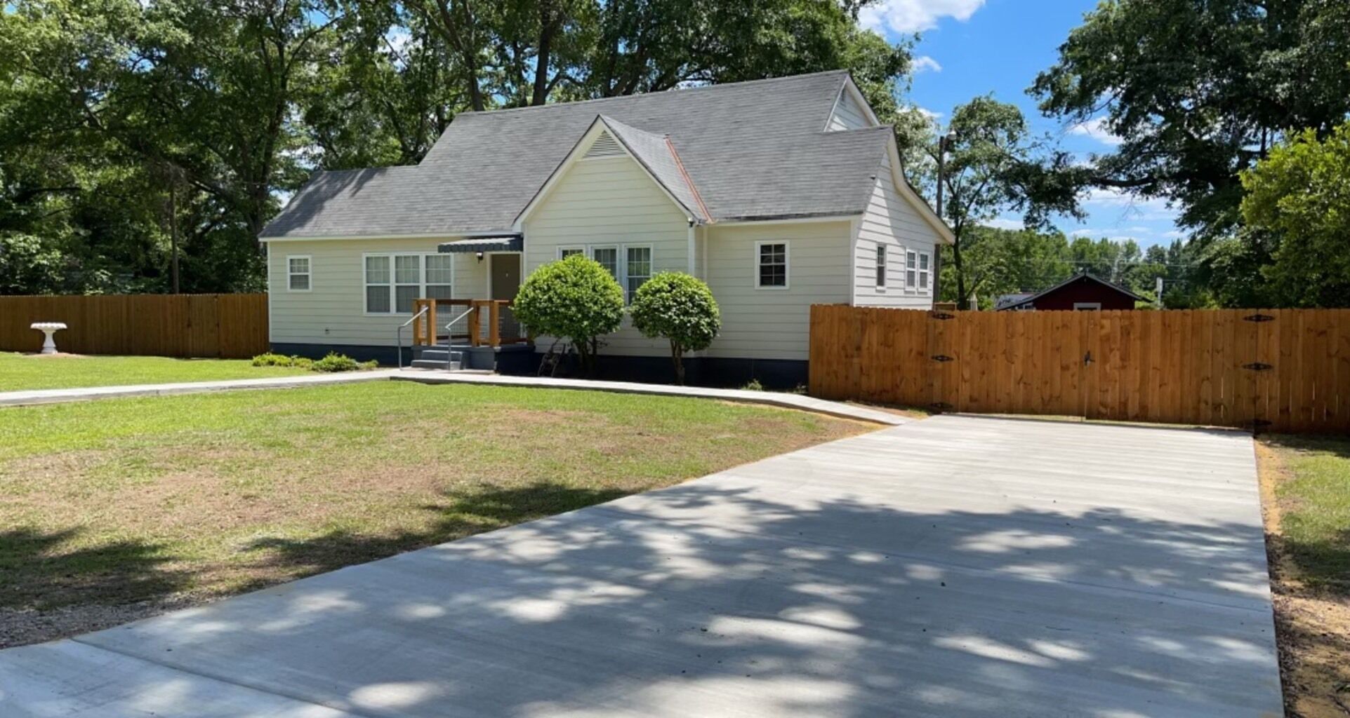 The Gray Villa-  2.8 Miles to Bryant- Denny Stadium