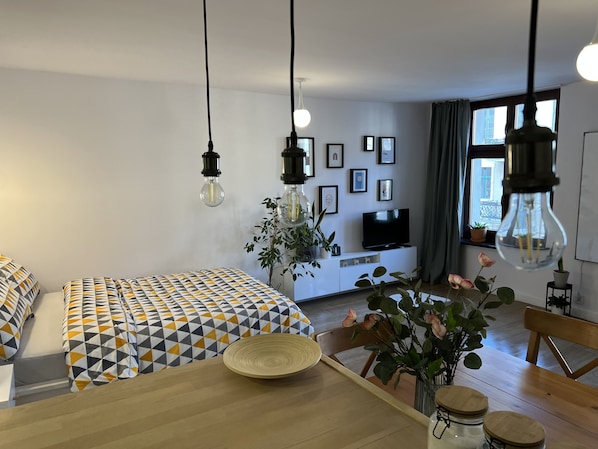 1 bedroom, iron/ironing board, free WiFi, bed sheets