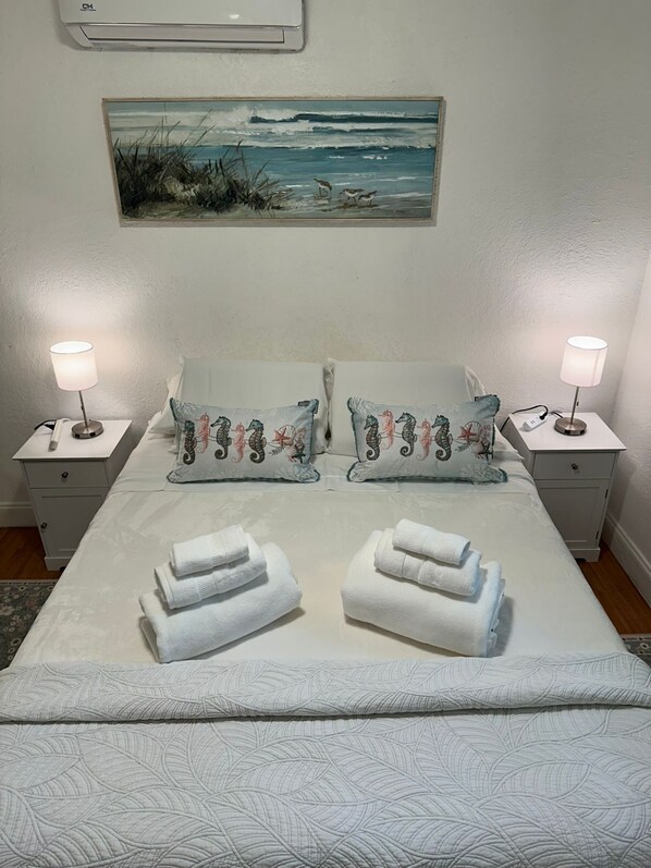 2 bedrooms, desk, iron/ironing board, free WiFi