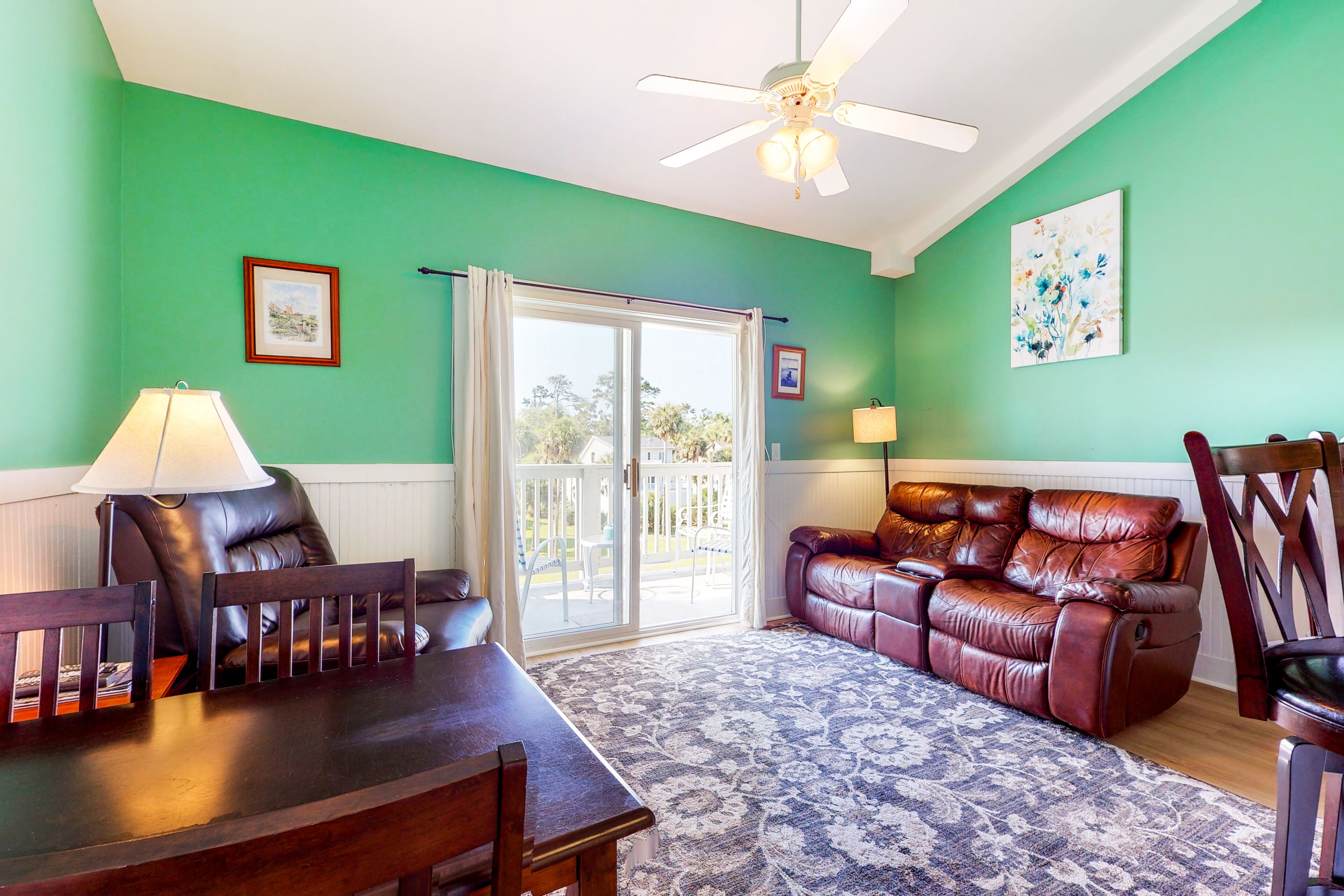 Third-Floor Condo w/ Free WiFi, Private Balcony, and W/D