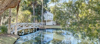 Dog-friendly beach home with screened porch, charming interior, & W/D