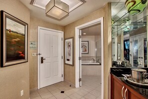 Bathtub, jetted tub, hair dryer, towels