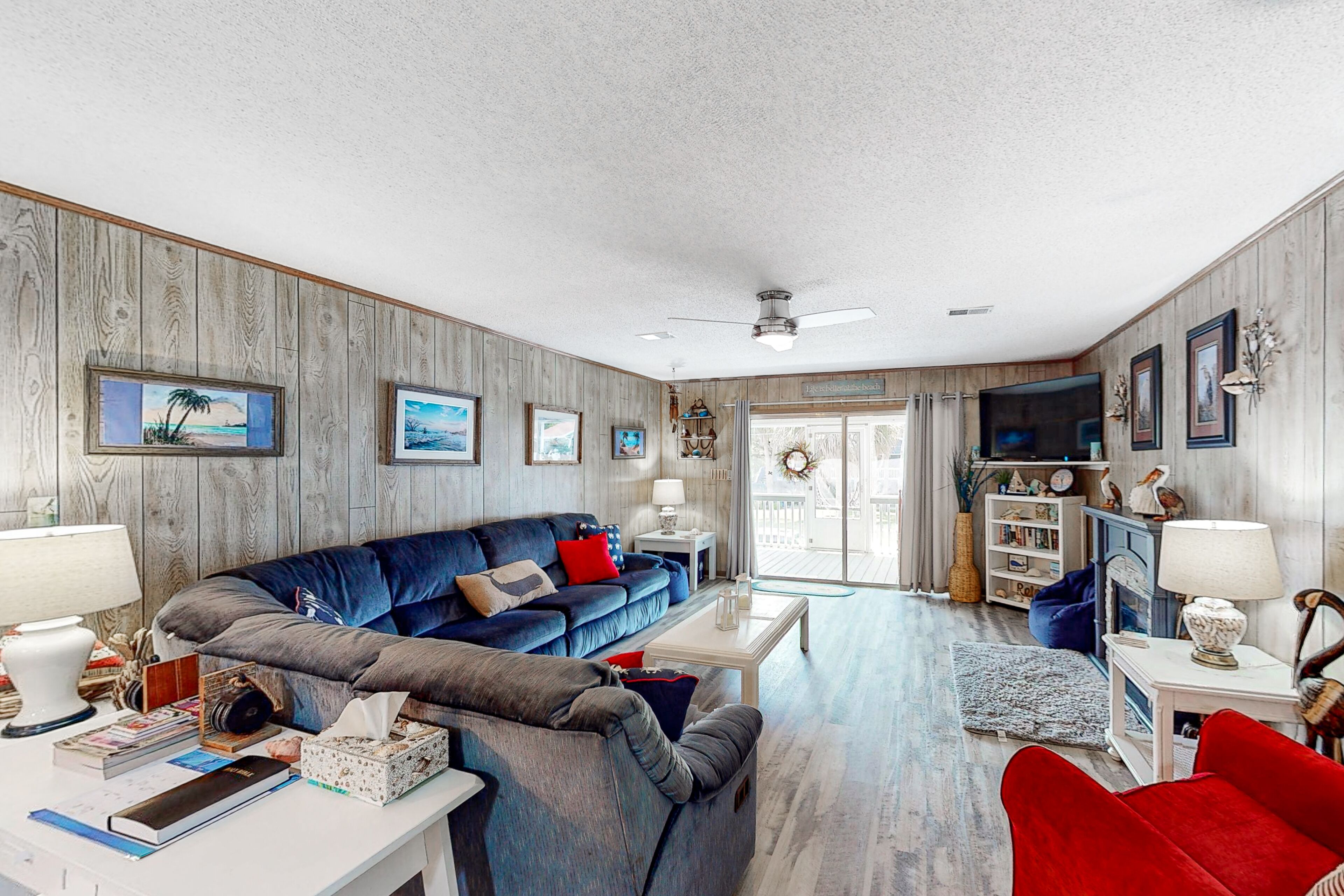 Charming Vacation House Steps From Beach w/Central AC, W/D, WiFi