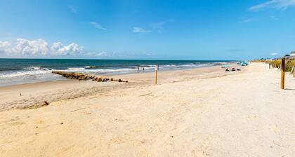 Beautiful Home Right On the Beach w/ Private W/D, Free WiFi, & Patio