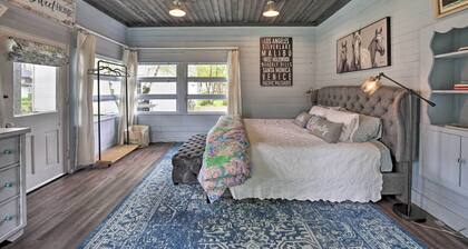 Romantic Country Apt by Lake Erie & Wineries!