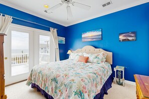 5 bedrooms, iron/ironing board, internet, bed sheets