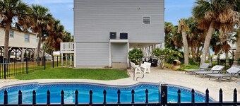 Dog-Friendly House Across the Street From Beach w/Private Pool, WiFi, AC, Patio