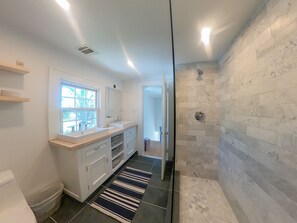 Bathtub