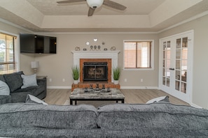 TV, fireplace, offices