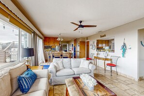 TV - Ocean View Home w/ Private Hot Tub, Wood Stove, Large Deck & Yard - 2 Dogs OK (Bodega Bay)