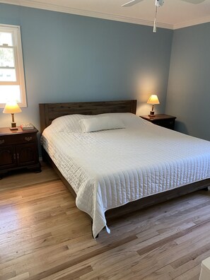 3 bedrooms, WiFi - Hampton Bays Family Summer Home (Hampton bays)