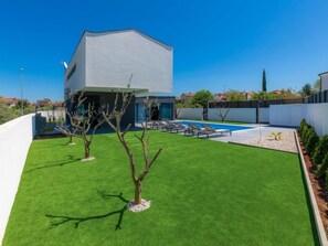 Terrace/patio - Dots n' Stripes by Interhome (Fažana)
