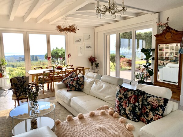 Villa, plusieurs lits | Salle de séjour