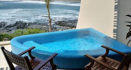 Magical Beachfront 2Bedroom 2Bath condo in Troncones, Mexico