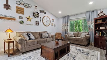 Smart TV, fireplace, video games, DVD player