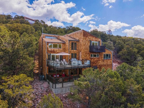 Raven Hill - Stunning Views from Three Decks