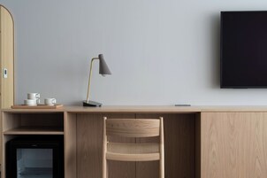 Superior with Japanese-style | Desk, free WiFi, bed sheets