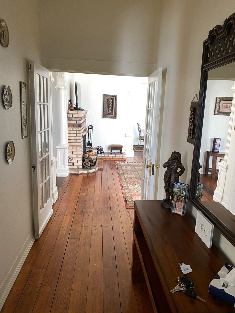 5 bedrooms, iron/ironing board, travel cot, free WiFi