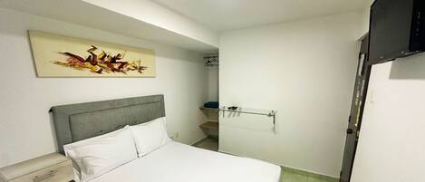 Standard Double Room | Hypo-allergenic bedding, free WiFi, bed sheets