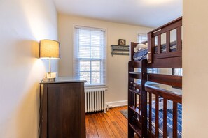 Unclassified image, 3 of 50, button