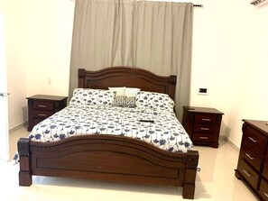 3 habitaciones, cortinas blackout y wifi gratis 