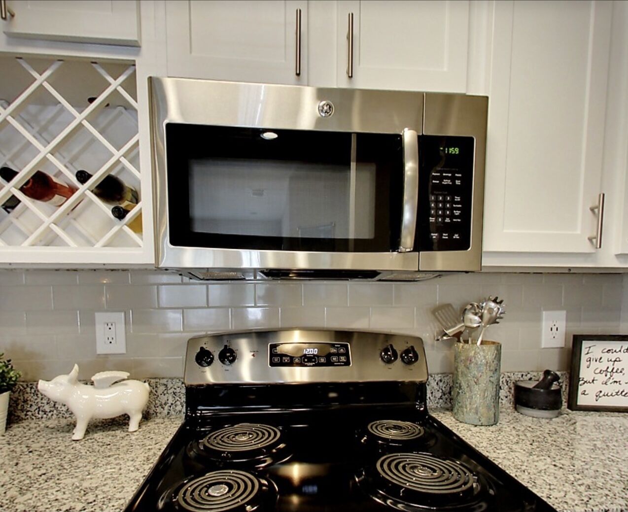 🔆Luxury Gated Condo Heart ♥️ Everything!🔆