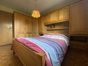5 habitaciones y acceso a internet 
