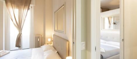 2 habitaciones, tabla de planchar con plancha y wifi