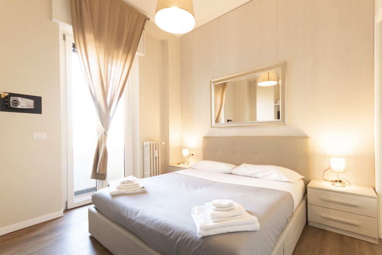 2 bedrooms, iron/ironing board, WiFi