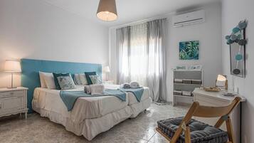 5 slaapkamers, een strijkplank/strijkijzer, gratis wifi, beddengoed