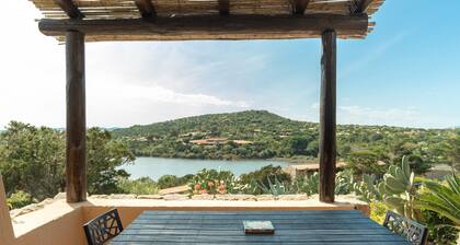 Pet-Friendly Apartment "Cottage Sea House" with Sea View & Balcony