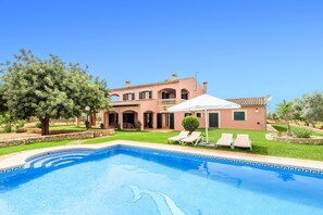 Pool - Finca "Casa Campillos" near Golf Course with Pool, Wi-Fi, A/C, Terrace & Garden; Pet Friendly (Llucmajor)