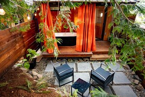 Terrace/patio - CABIN 3 WITH SOAKING TUB (Stevenson)