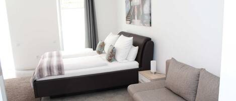 1 sovrum, skrivbord, wi-fi och sängkläder