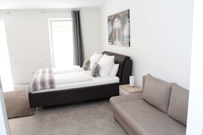 1 habitación, escritorio, wifi y ropa de cama 