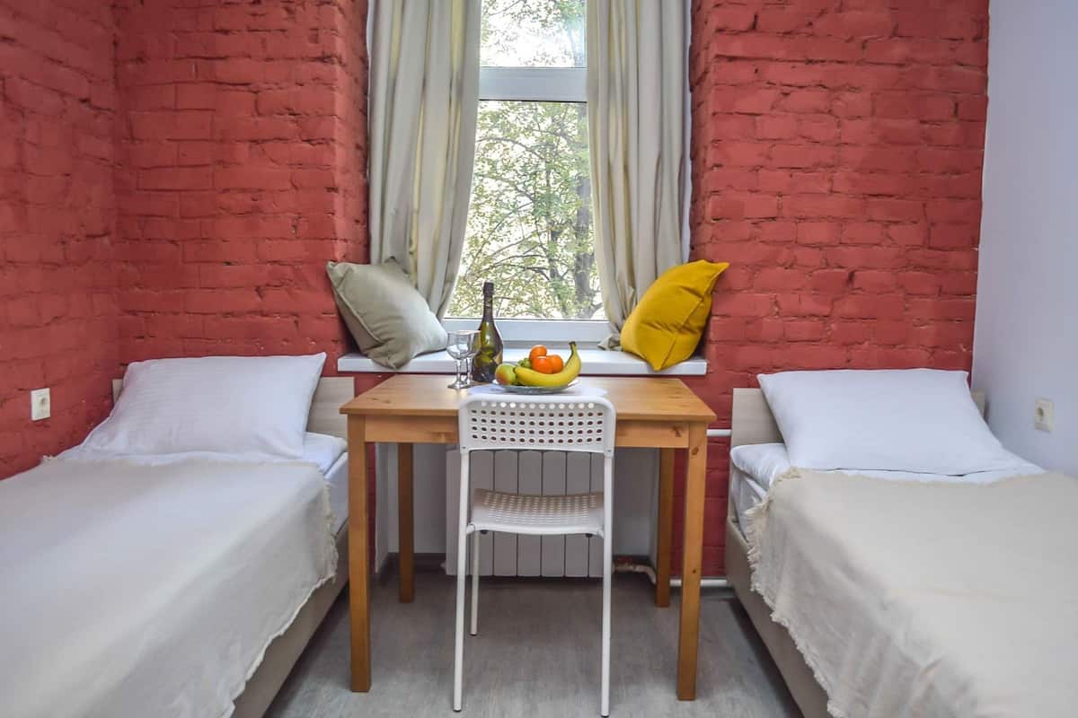 Standard-Zweibettzimmer | Schreibtisch, Bügeleisen/Bügelbrett, kostenloses WLAN, Bettwäsche