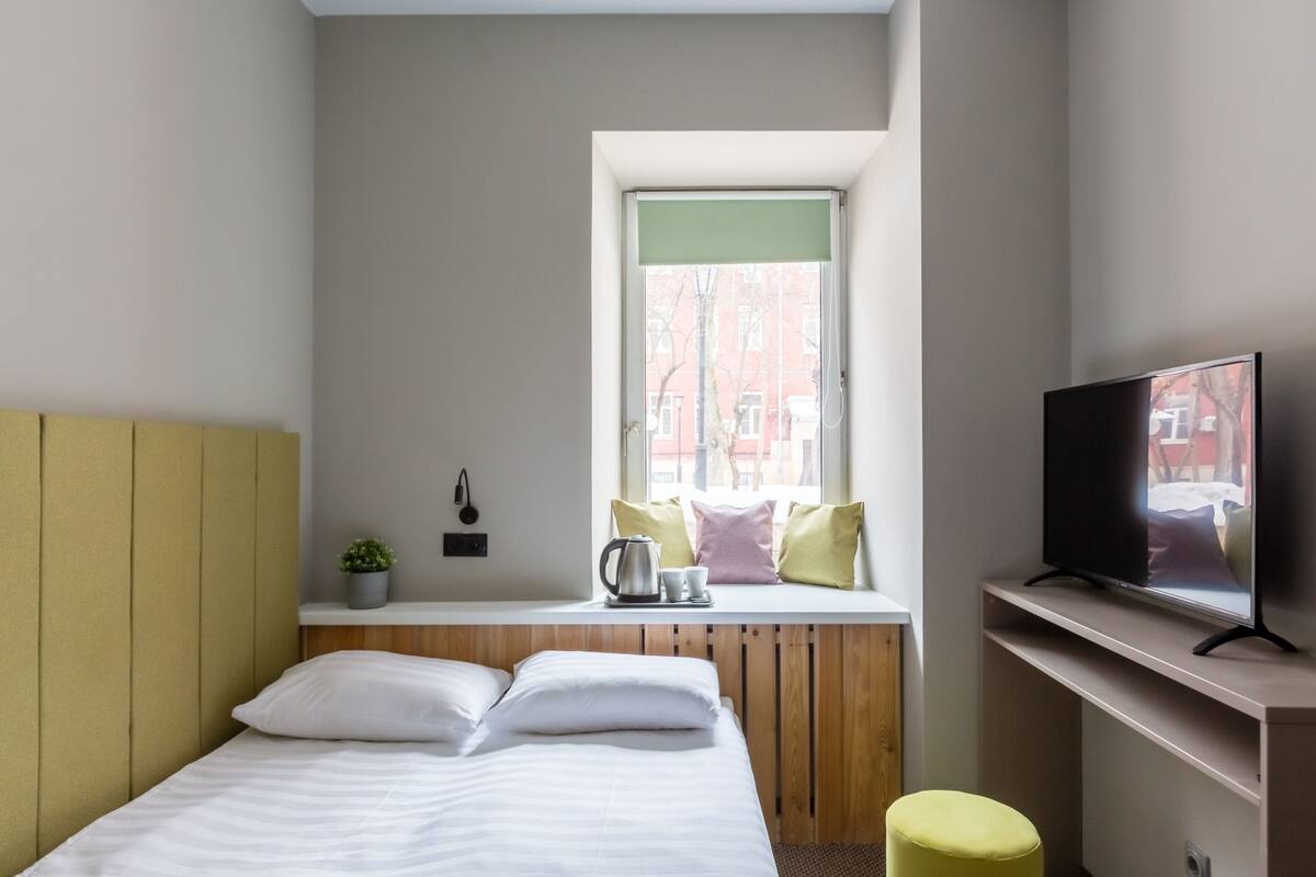 Standard Double Room | 1 bedroom, iron/ironing board, free WiFi