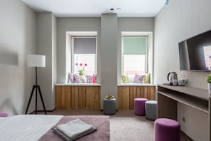 Family Quadruple Room | 1 bedroom, iron/ironing board, free WiFi