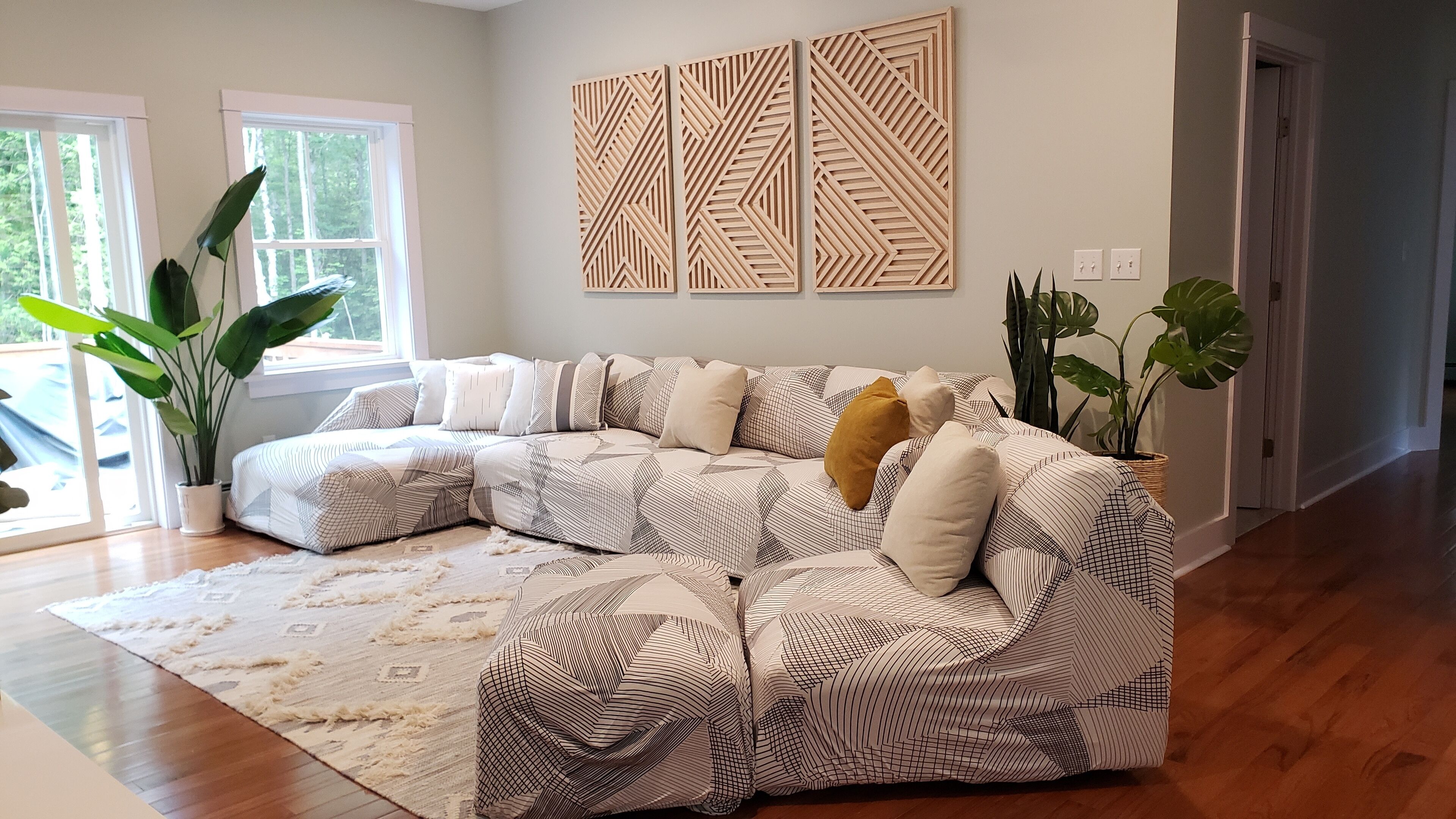 *NEW* - Saranac Oasis (4beds/3baths) w/parking