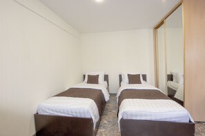 1 bedroom, blackout curtains, iron/ironing board, free WiFi