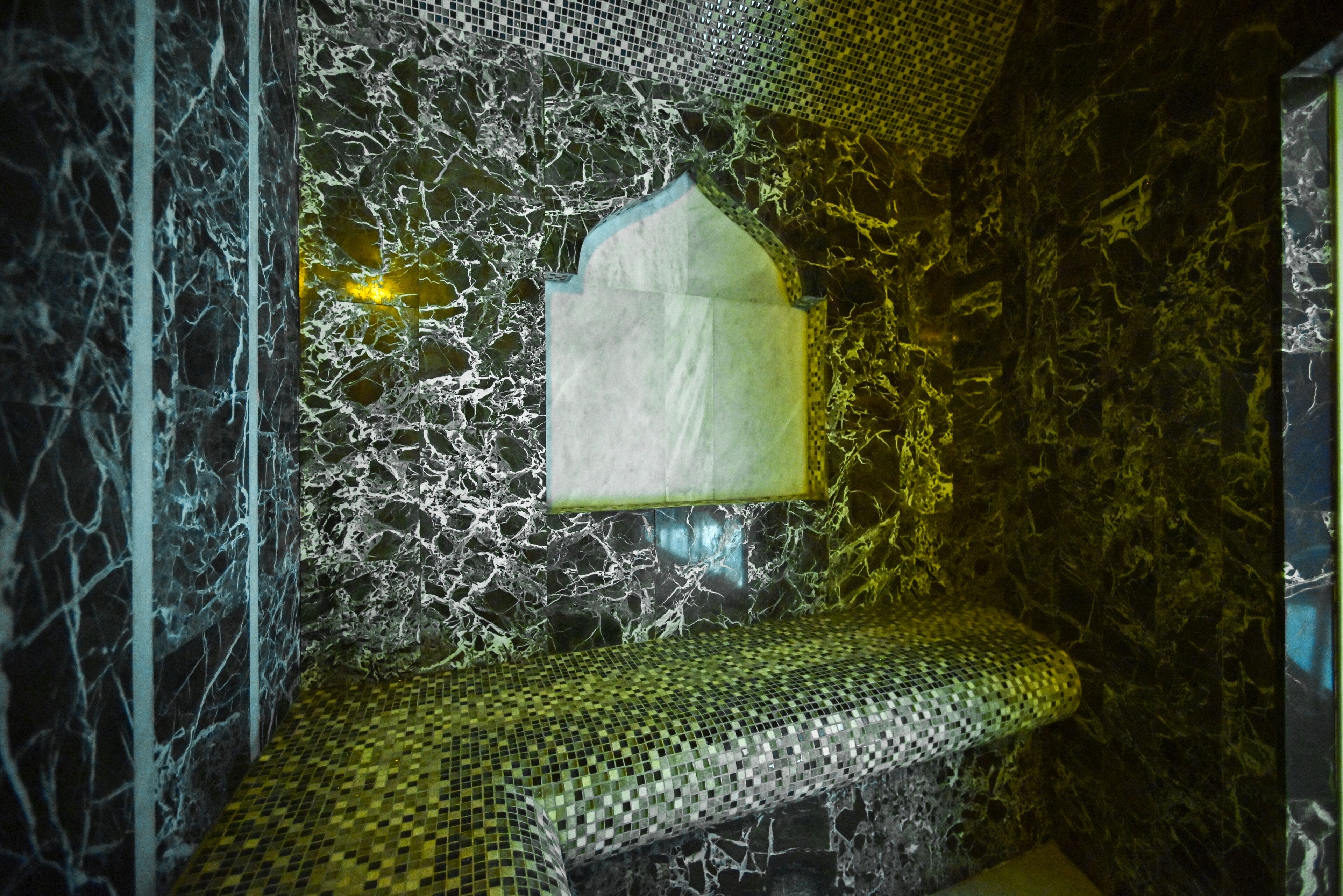 sauna, turkish bath/hammam